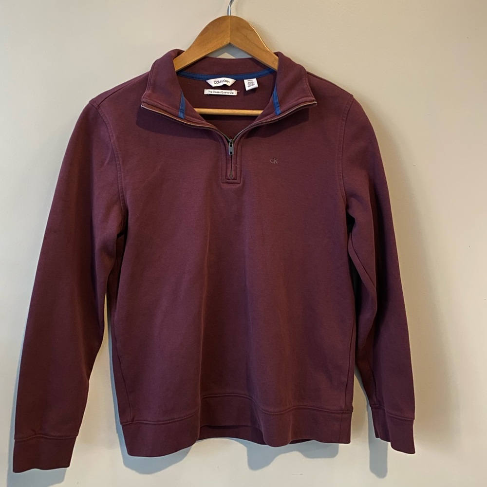 Men’s maroon Calvin Klein quarter zip sweater